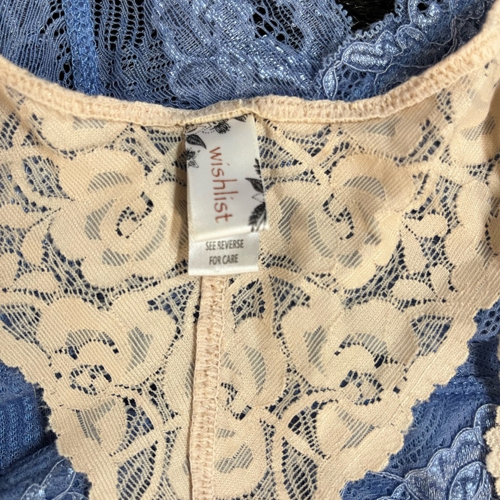 Three Size Large Bralettes - Picture 4 of 5